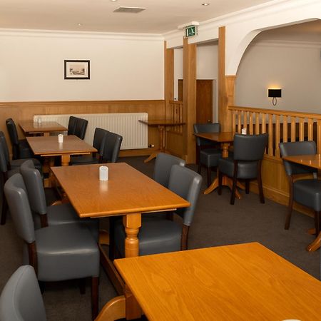 Ellon Station Hotel מראה חיצוני תמונה