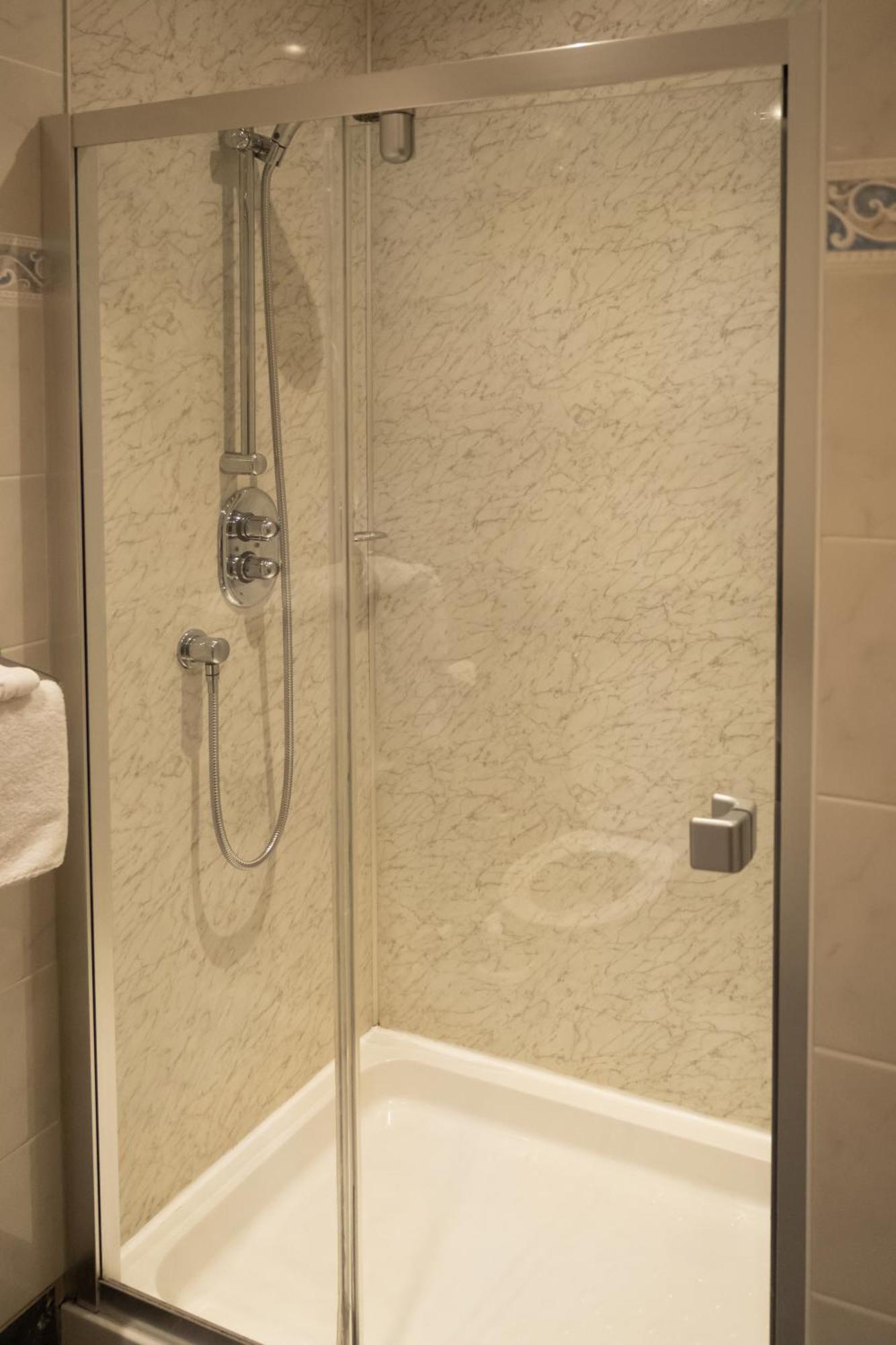Ellon Station Hotel מראה חיצוני תמונה