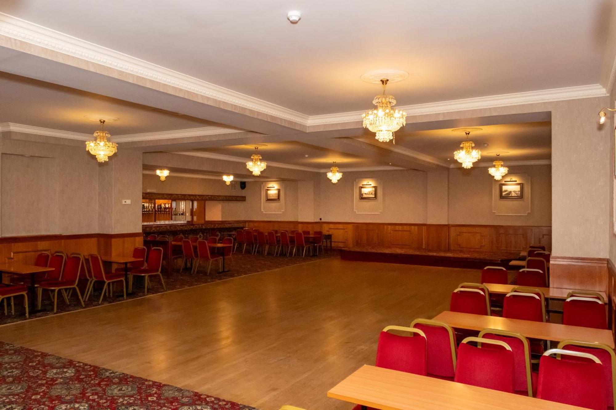 Ellon Station Hotel מראה חיצוני תמונה