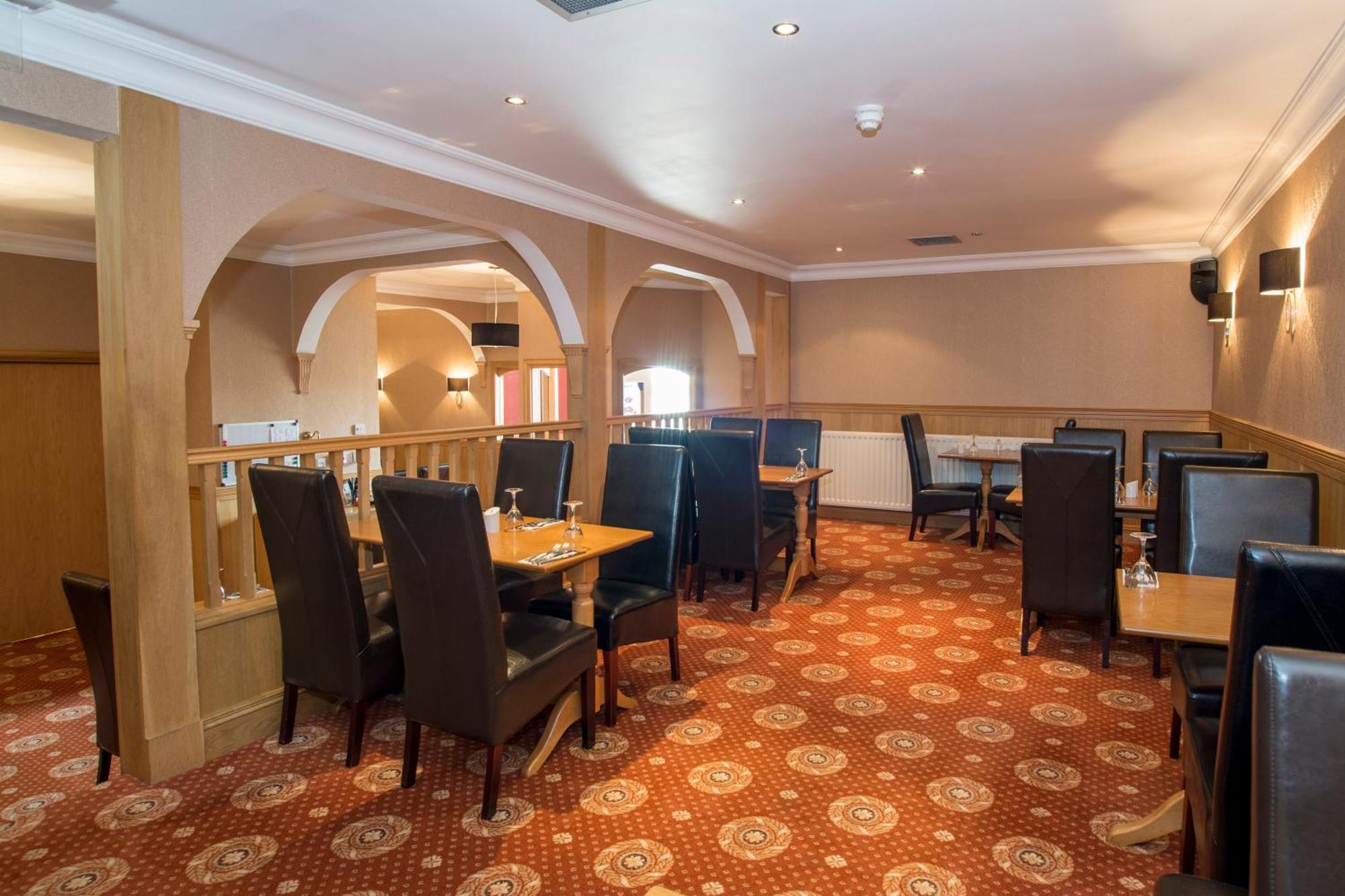 Ellon Station Hotel מראה חיצוני תמונה